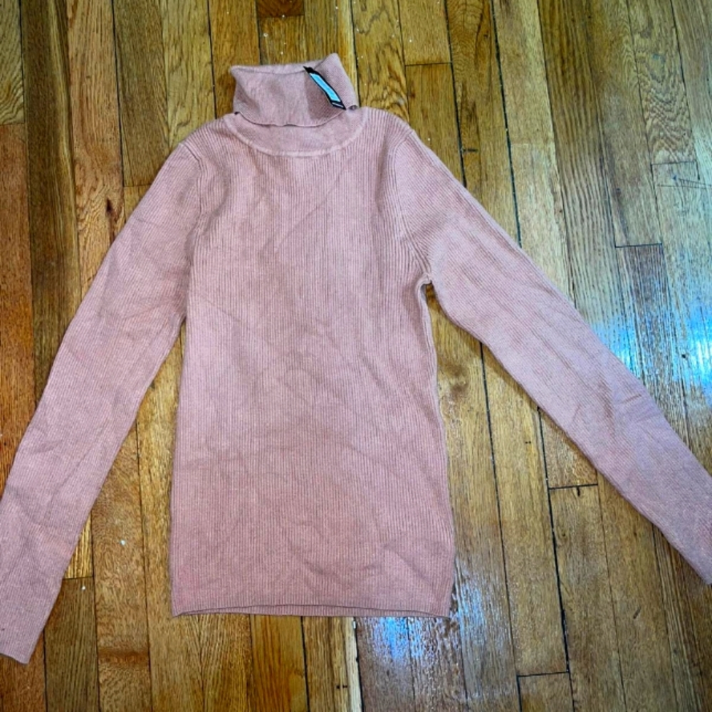 Sweater size M